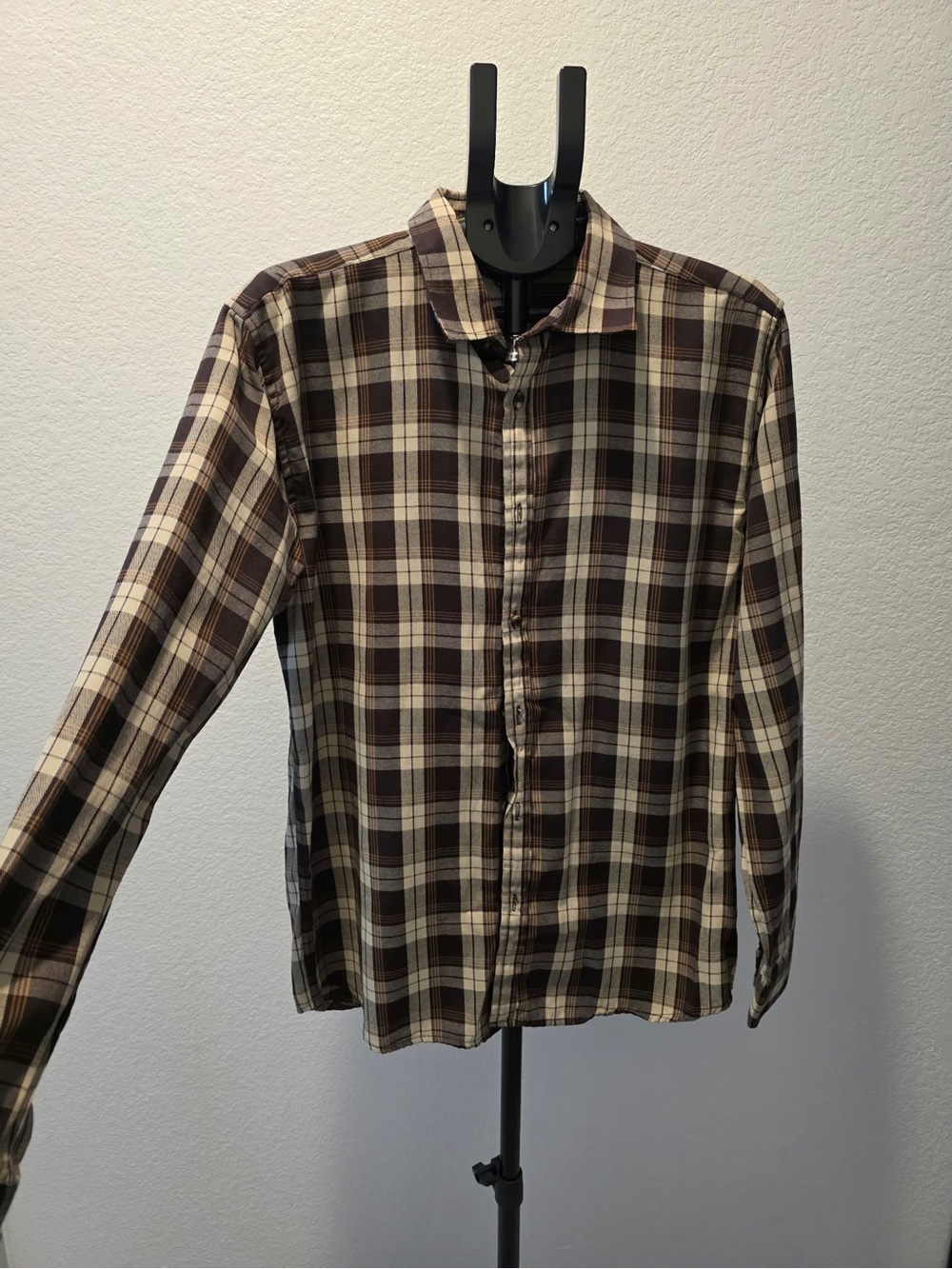 Men's Brown Plaid Button-Up Shirt